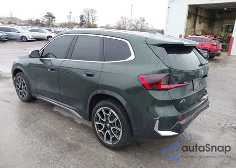 2024 BMW X1 xDrive28I z USA, uszkodzony, nr VIN WBX73EF0XR5Z27262